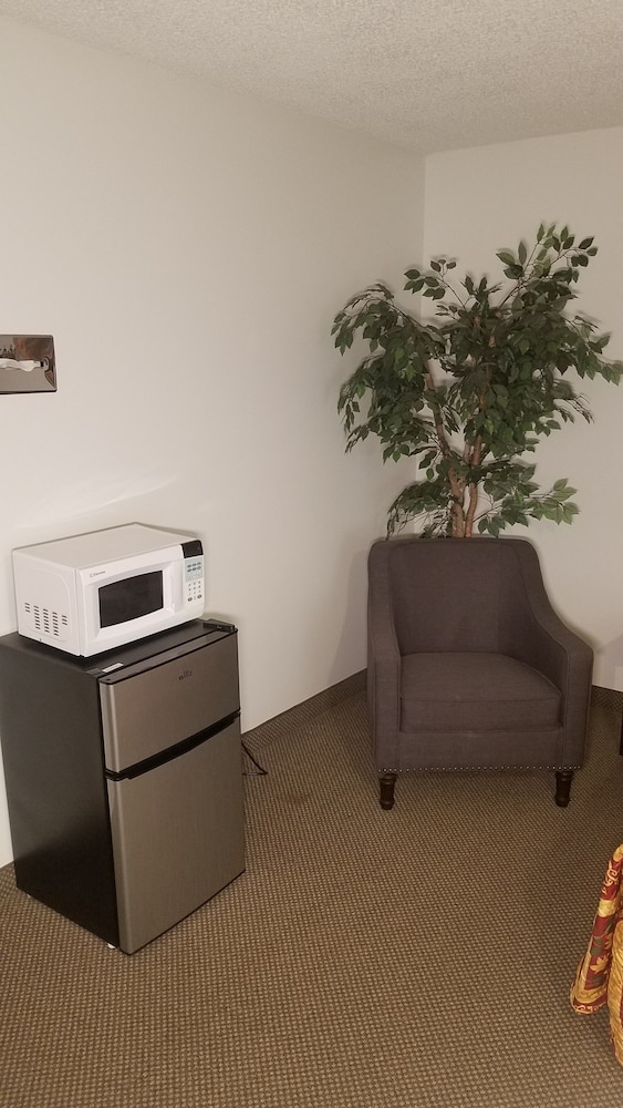 Amber Inn Motel - photo 5