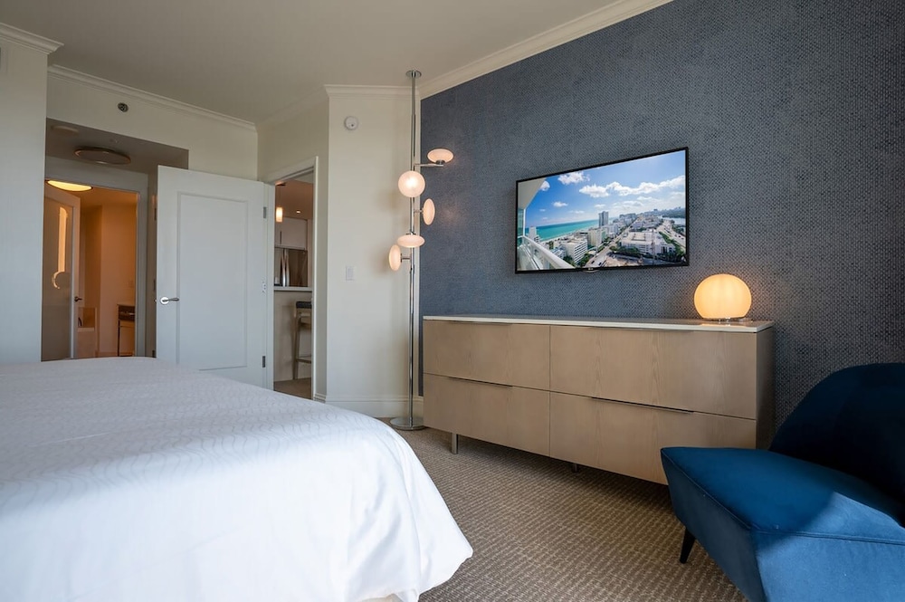 Fontainebleau Miami Beach Private Luxury Suites - photo 30