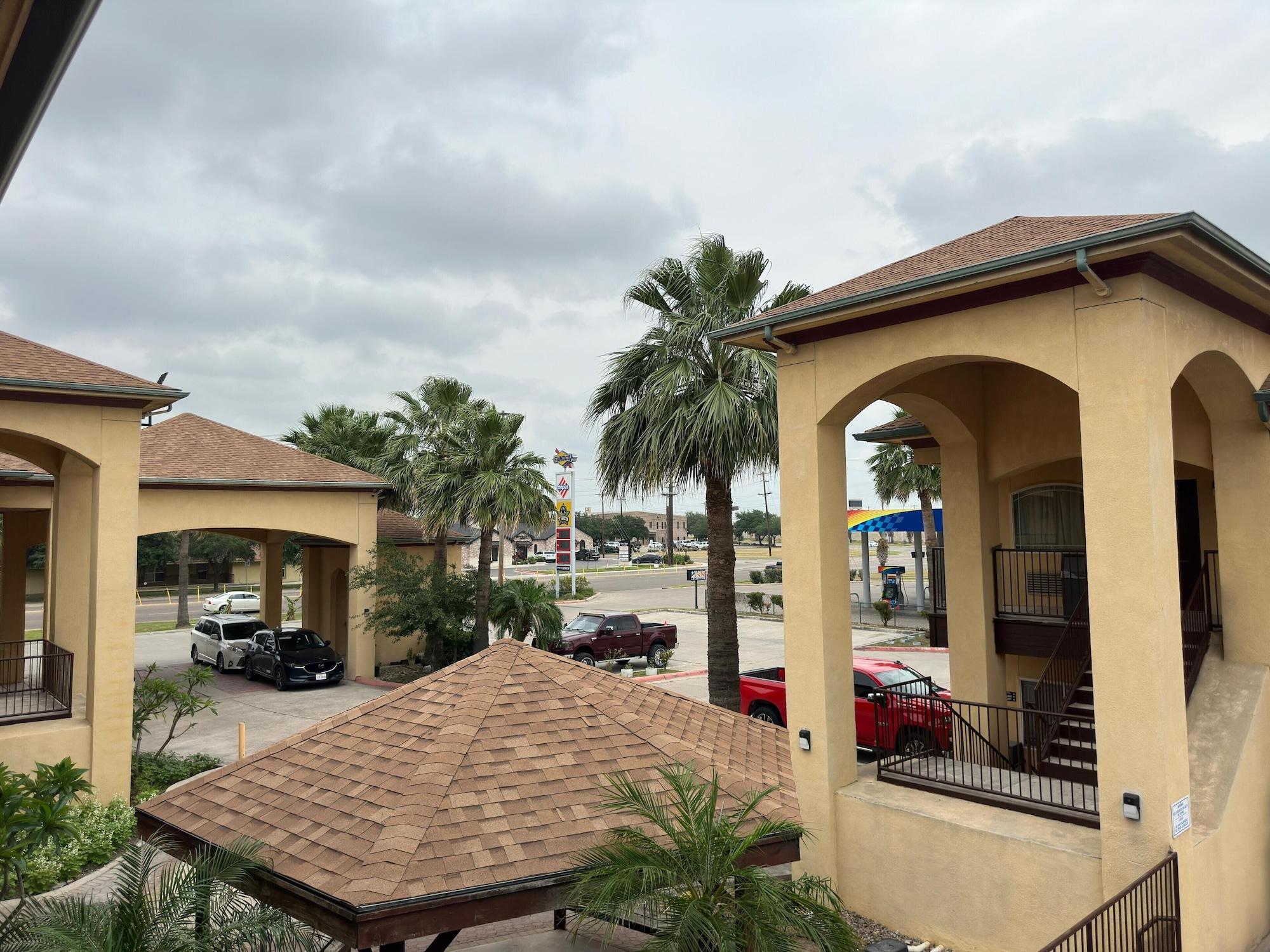 Texas Inn & Suites Rio Grande Valley - photo 6