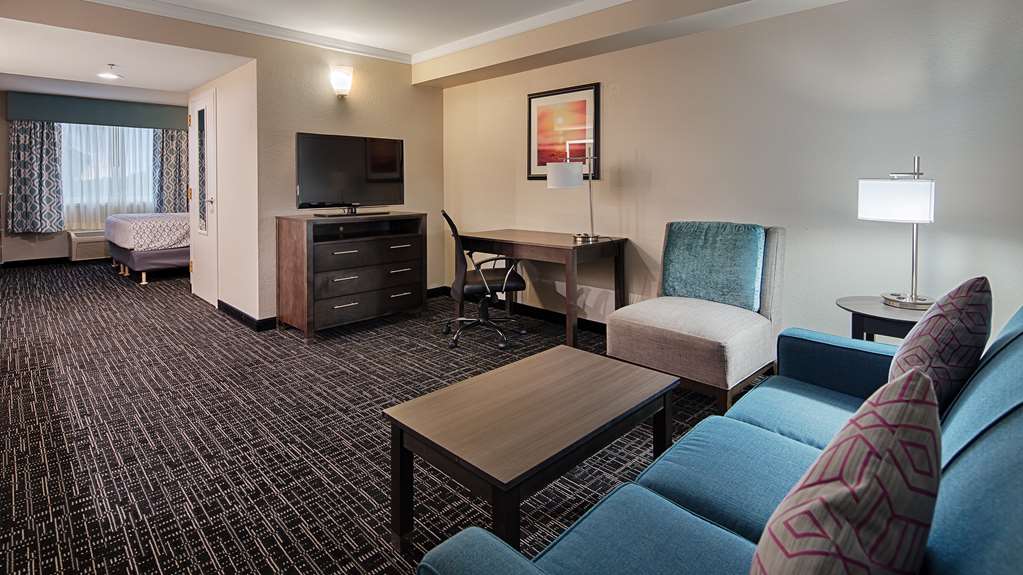 Best Western Fort Myers Inn & Suites - photo 14