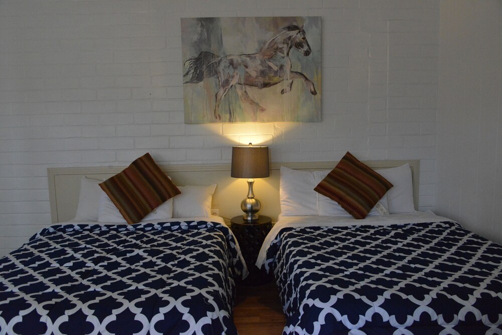 Mojave Trails Inn and Suites - photo 14
