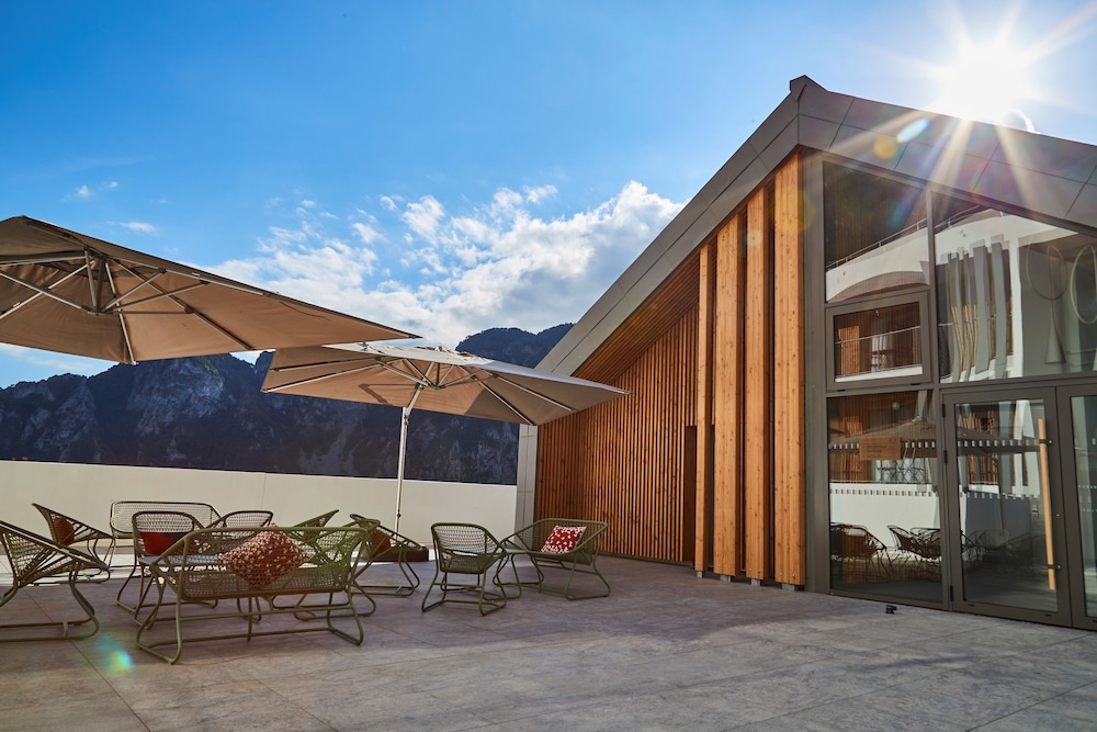 Den' i noch' - carbon neutral hotel in Irkutsk