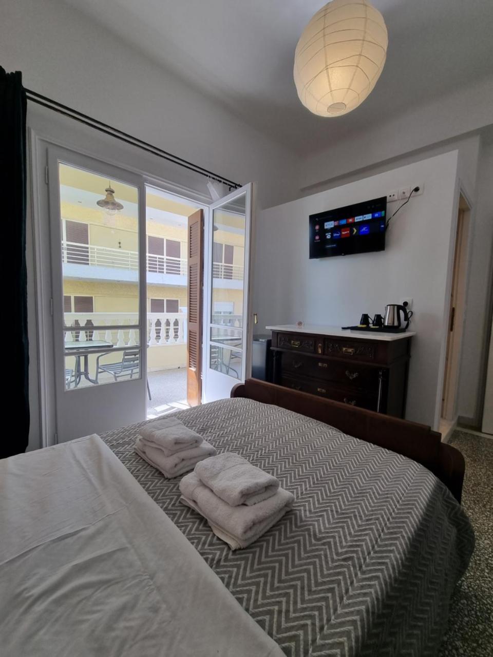 Hall Apartments & Rooms by Avelink — 4-Star Luxury Hotel in Spata, Greece