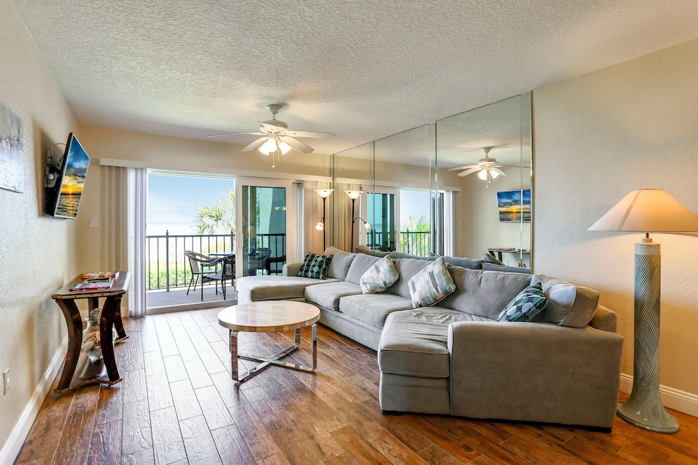 Land's End 6 303 Beach Front Premier - photo 11