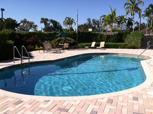 Hollywood Beach Golf Resort - photo 30