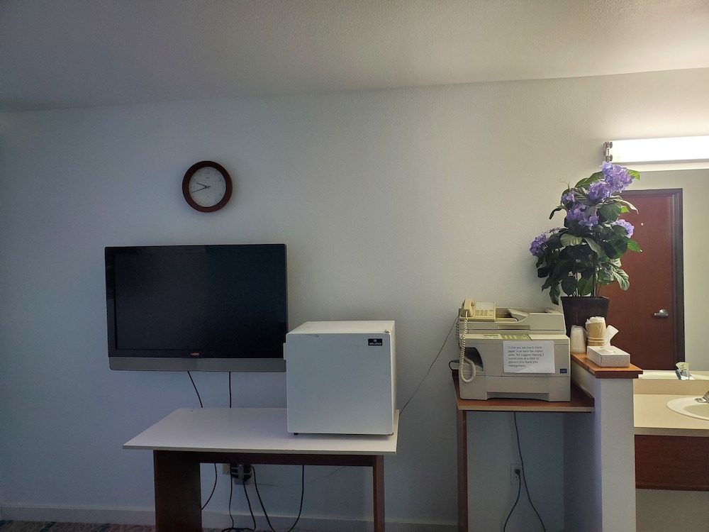 Omak Inn - photo 22