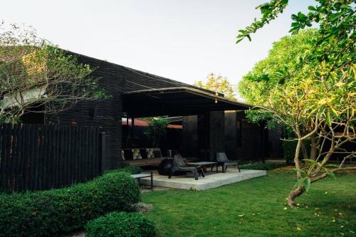 La Mer ลาแมร์ - carbon neutral hotel in Tha Yang