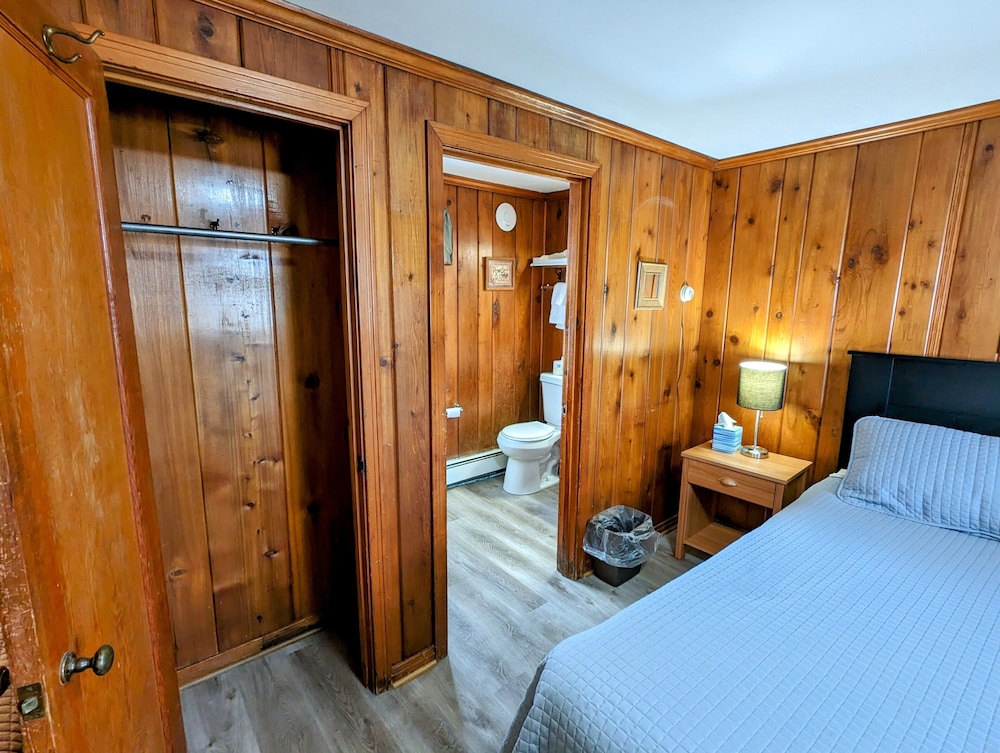 Riverside Motel - photo 97