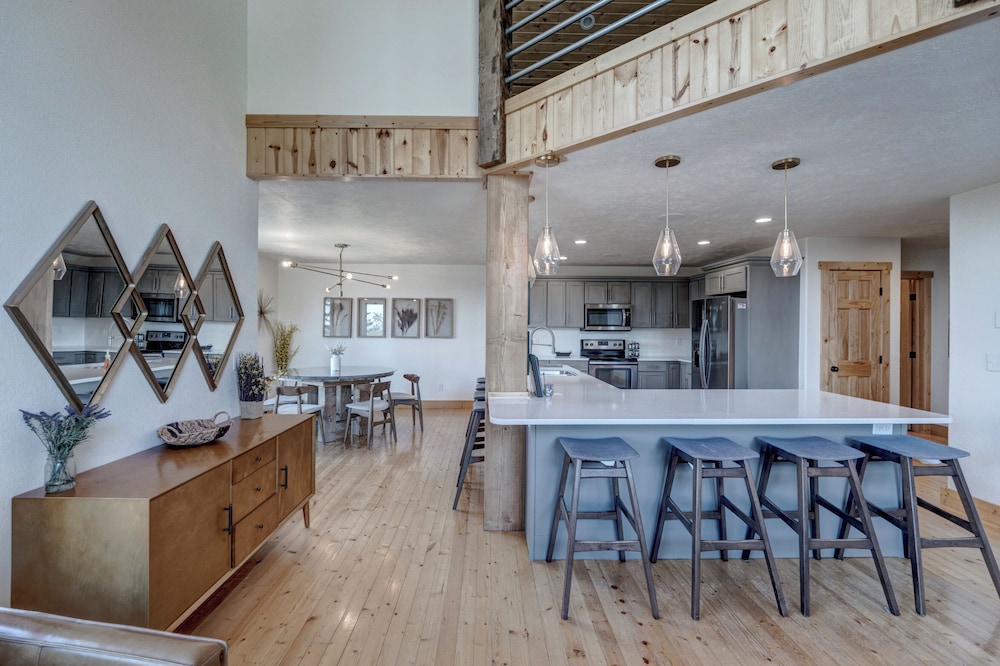 Little Hope Chalet at Terry Peak Ski Resort - photo 14