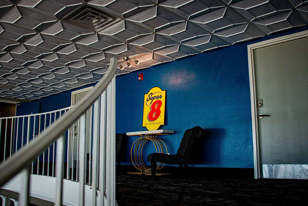 Super 8 by Wyndham Biloxi - photo 36