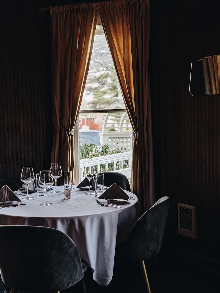 Shelburne Hotel - photo 94