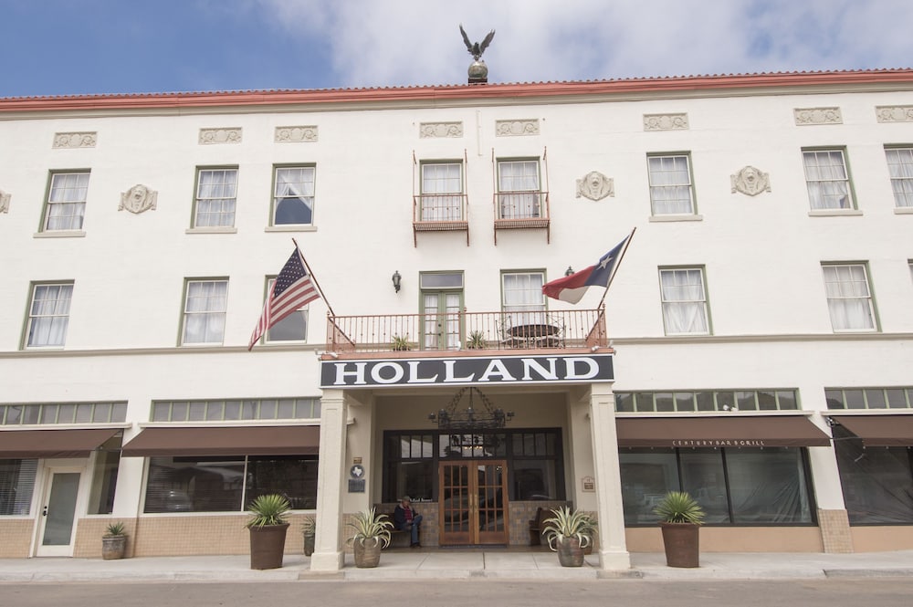The Holland Hotel - photo 43