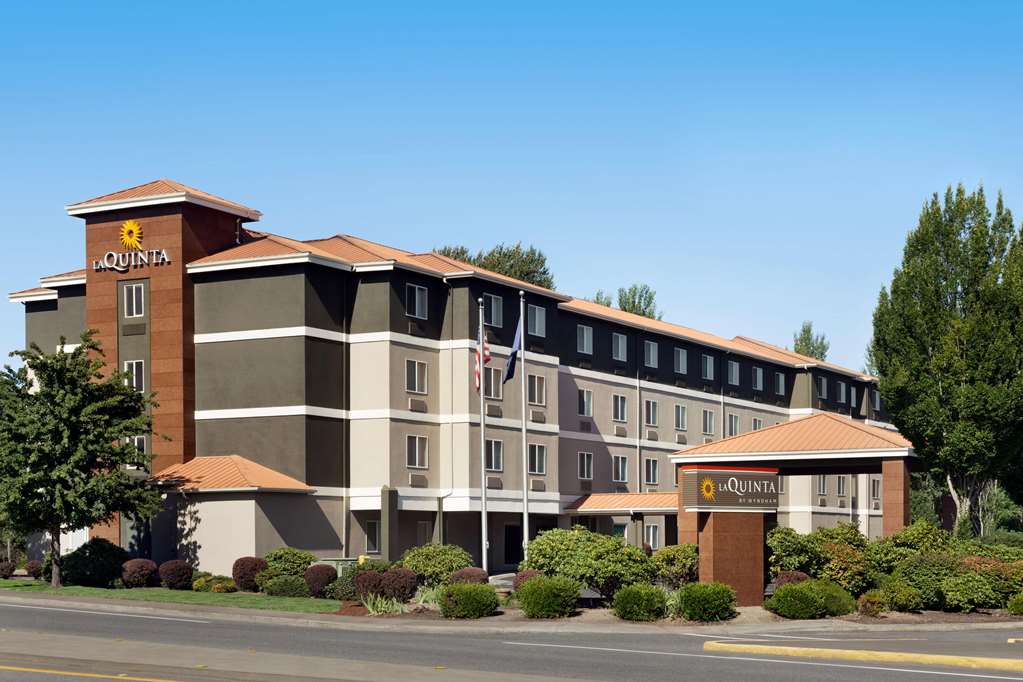 La Quinta Inn & Suites by Wyndham Salem OR - featured photo