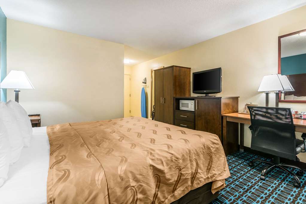 Quality Inn Loudon Concord - photo 11