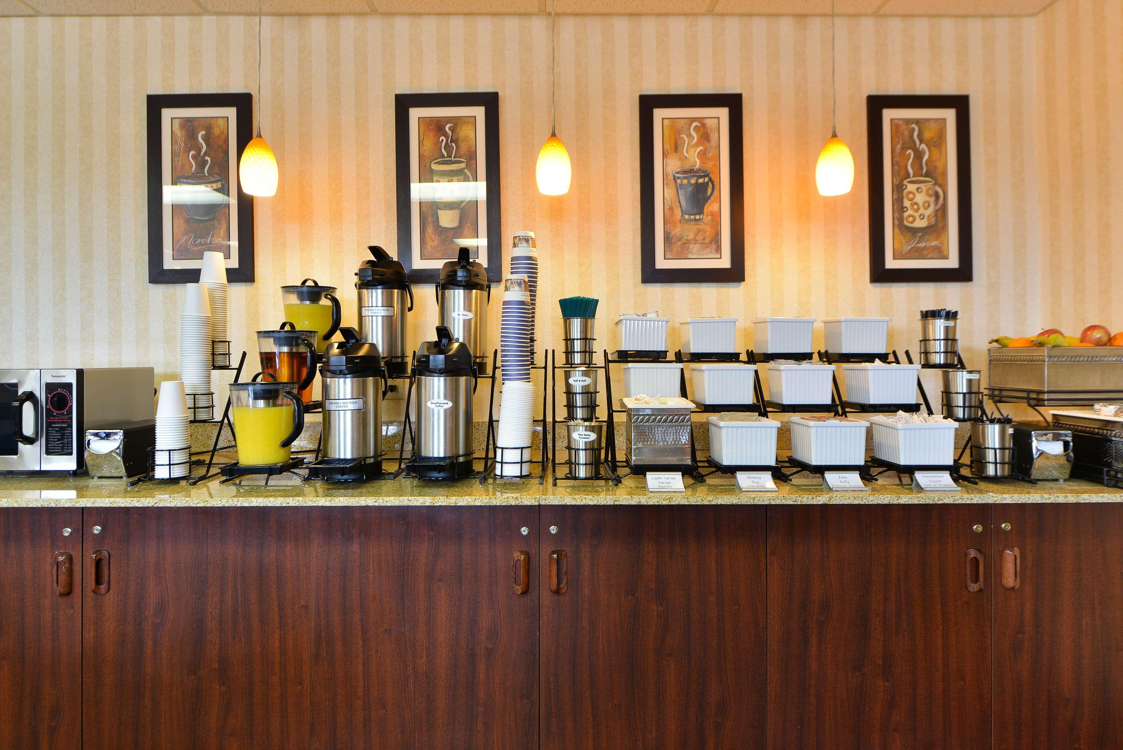 Best Western Plus Meridian - photo 22