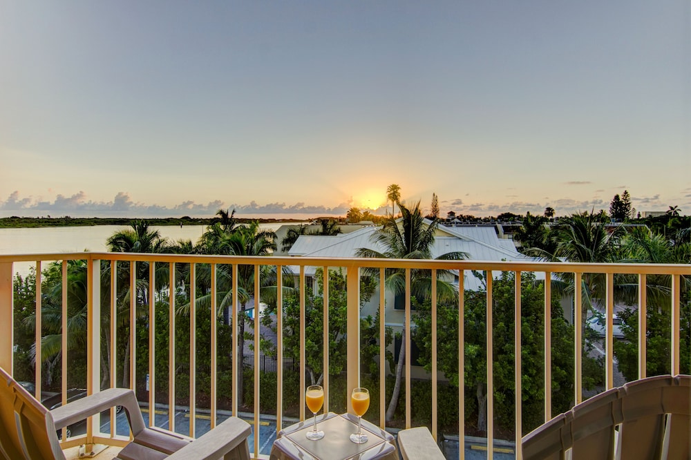 Hutchinson Island Hotel - photo 21