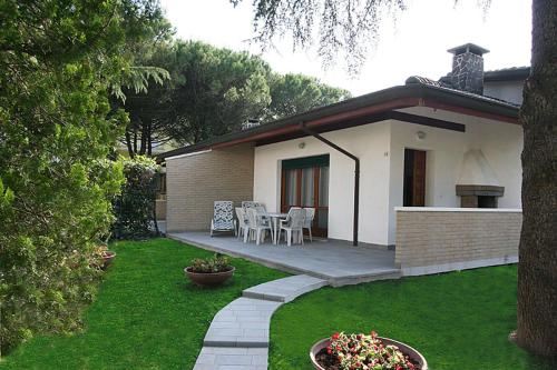 Villa Elisa — 4-Star Luxury Hotel in Lignano Sabbiadoro, Italy