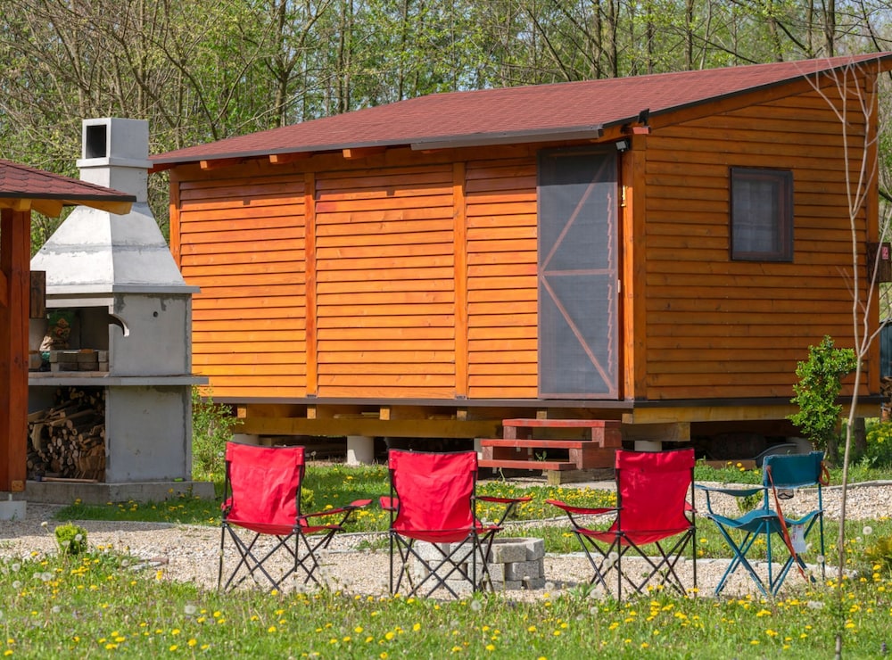 Robinzonski Kamp Hofman pet-friendly hotel Gornji Kneginec