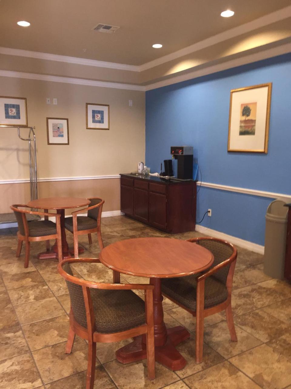 Studio 7 Extended Stay - photo 11