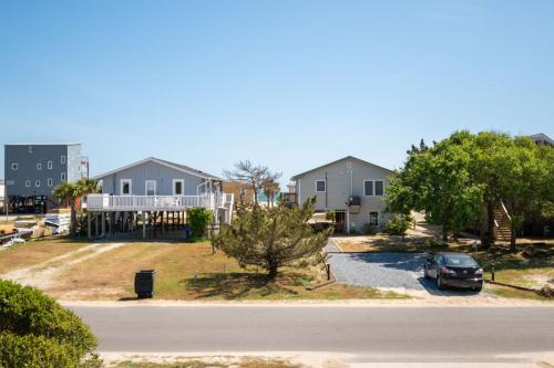 Changes In L'Attitude by Oak Island Accommodations - photo 42