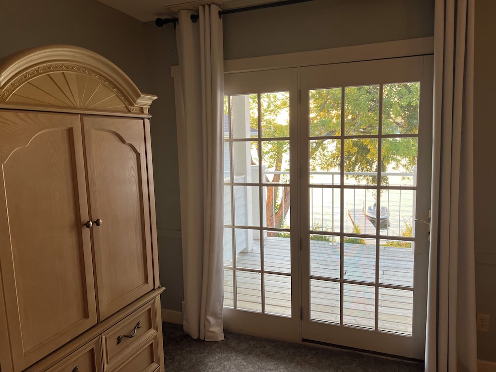 The Sand Hill Inn - photo 18