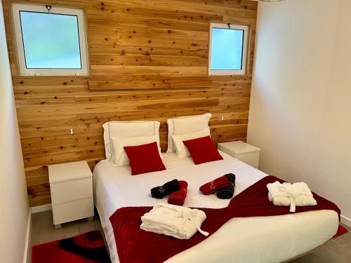 Casa Caloura Passion Deluxe Accommodation & Spa — 4-Star Luxury Hotel in Lagoa, Portugal