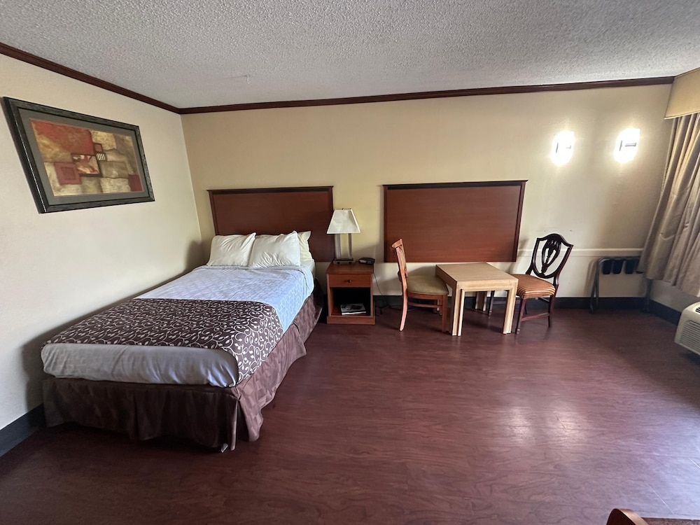 Hotel Red Rose by Townhouse Covington I 64 - photo 26