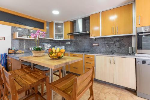 Aparthotel MediterrA neo by NeoHotels Centro 8 min by Metro in Valencia, Spain