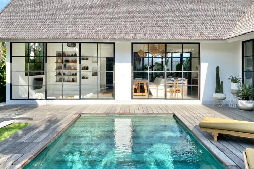 The Young Villas Canggu — 4-Star Luxury Hotel in Canggu, Indonesia