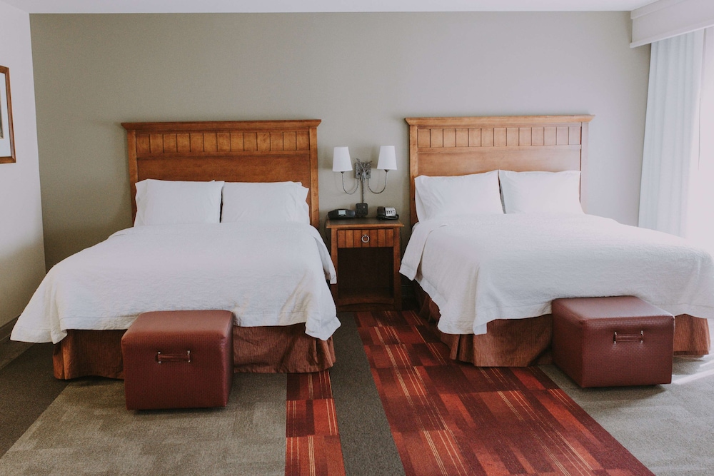 Hampton Inn & Suites Green River - photo 15