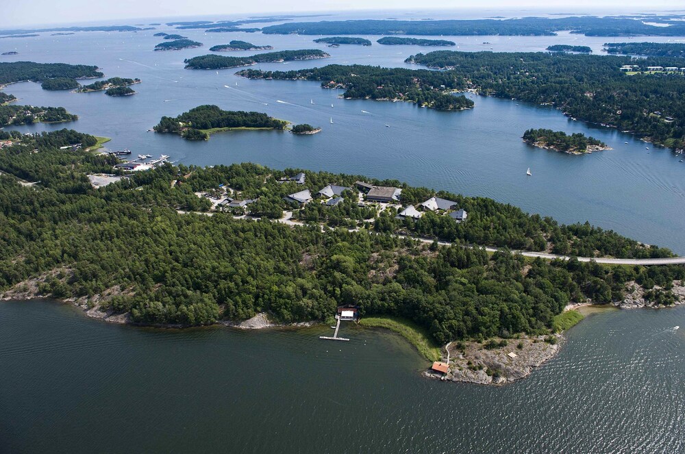 Djurönäset - carbon neutral hotel in Djuroe