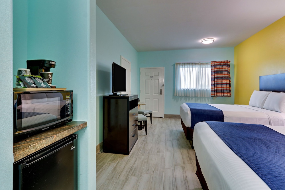 The Island Hotel Near Beach Port Aransas - photo 12