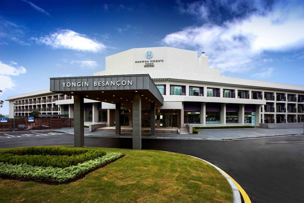 Hanwha Resorts Yongin Besancon in Osan, South Korea