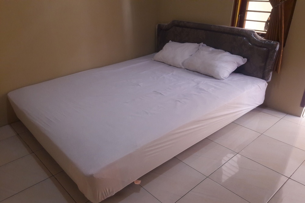 Hotel O Kost Indra — hotel in Sungguminasa