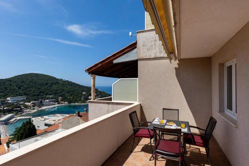 Apartment Sensational View