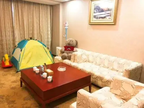 Yantai Yuhuangding Hotel — 4-Star Luxury Hotel in Yantai, People's Republic of China