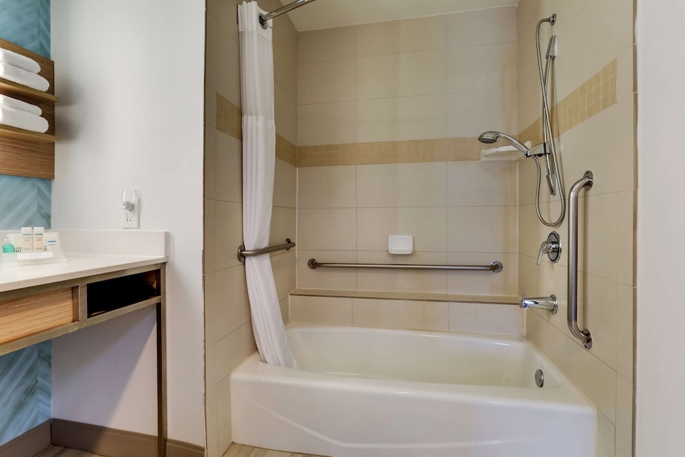 Hilton Garden Inn Fort Worth Fossil Creek - photo 43