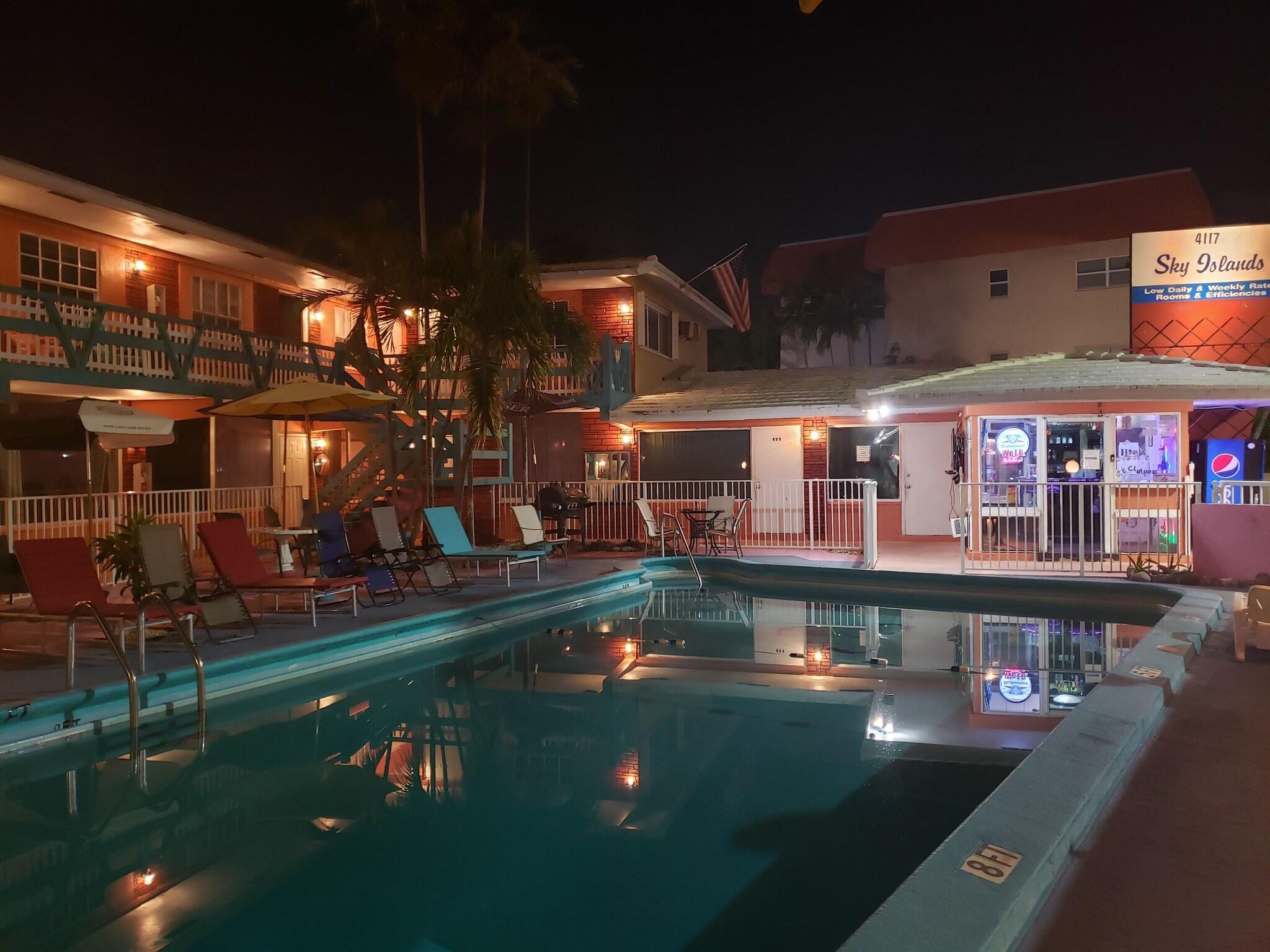 Sky Islands Hotel - photo 14