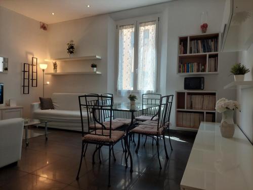 Luxury Station Apartment — 4-Star Luxury Hotel in Bologna, Italy