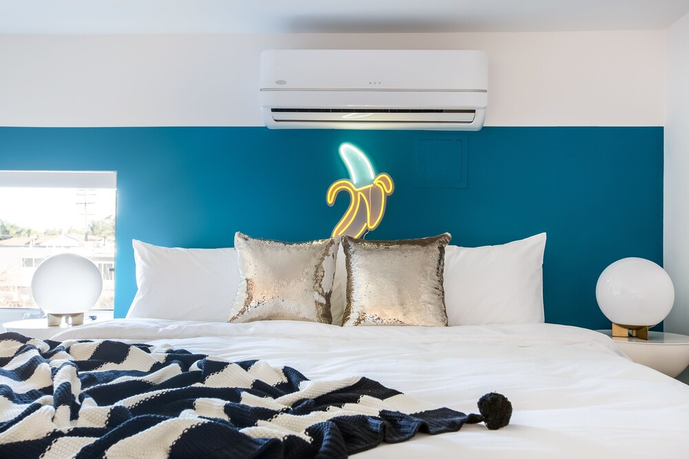 Lively Studio in Hillcrest by Sonder - photo 7