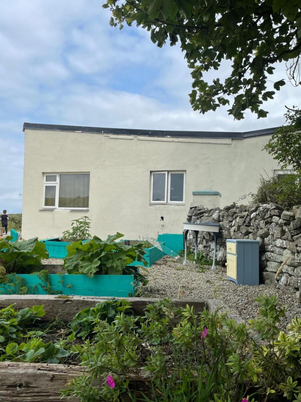 Family and pet friendly farm stay