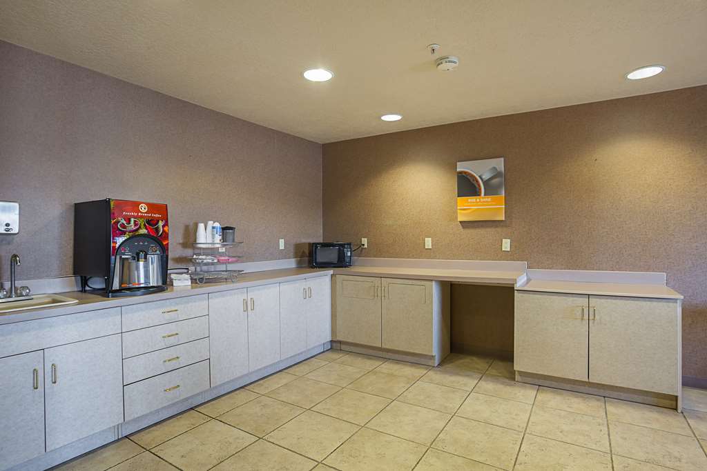 Motel 6 Bernalillo NM - photo 22