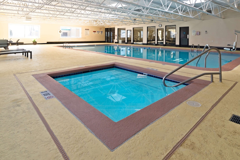 Days Inn by Wyndham Plattsburgh — hotel in Plattsburgh