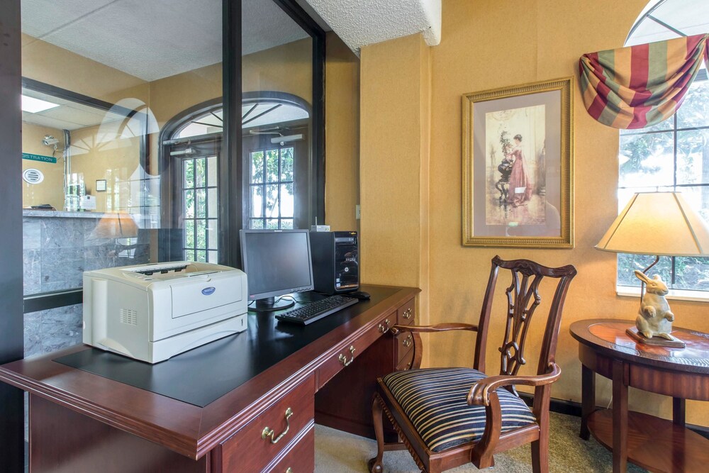 Quality Inn Cordele - photo 23