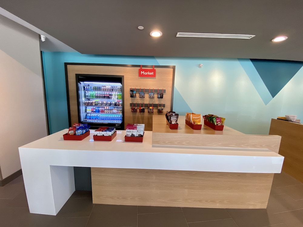 avid hotels Beaumont by IHG - photo 40