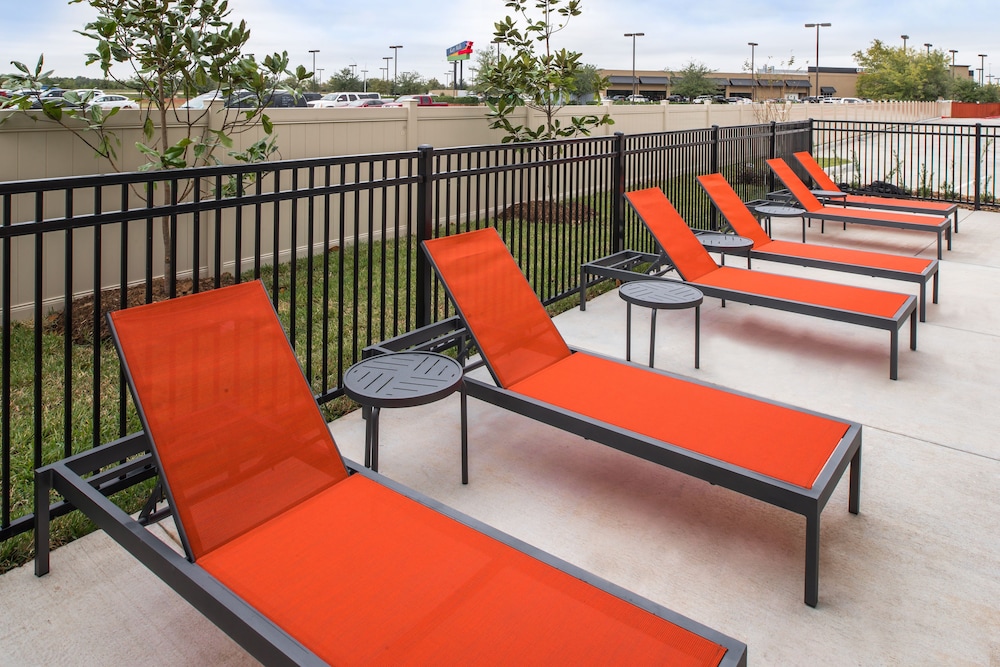 Holiday Inn Hotel & Suites Houston West Katy Mills by IHG - photo 23