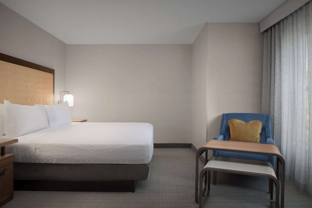 Homewood Suites by Hilton Alexandria Pentagon South - photo 9