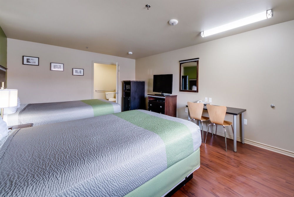 Eagle Ford Inn - photo 15