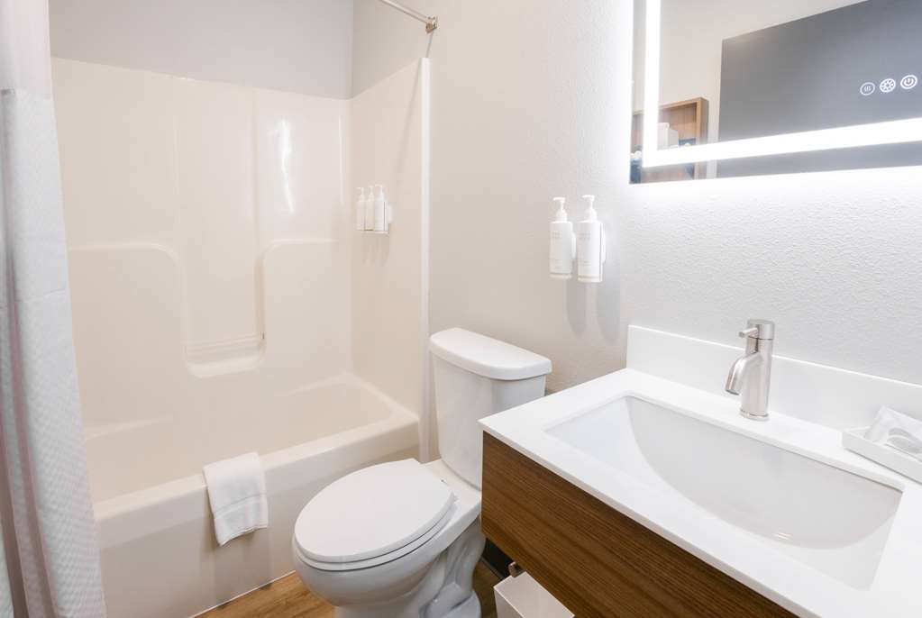 Microtel Inn & Suites by Wyndham Springville - photo 27