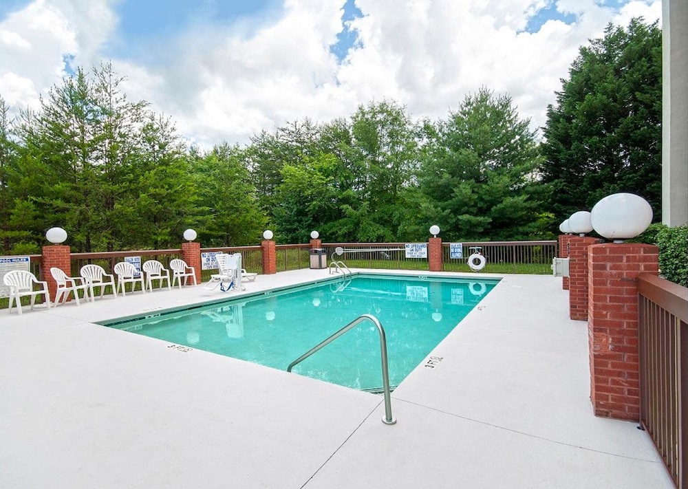 Hampton Inn Greenville Travelers Rest - photo 27
